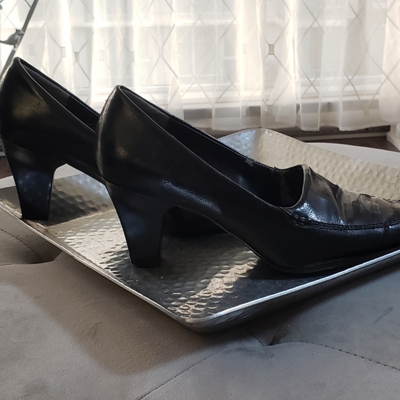 Aerosoles Kitten Heel - Picture 6 of 8